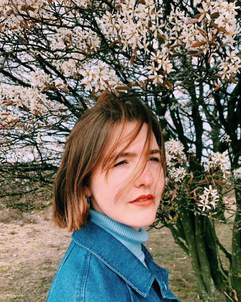 MidWest Radio: Flora Sophi